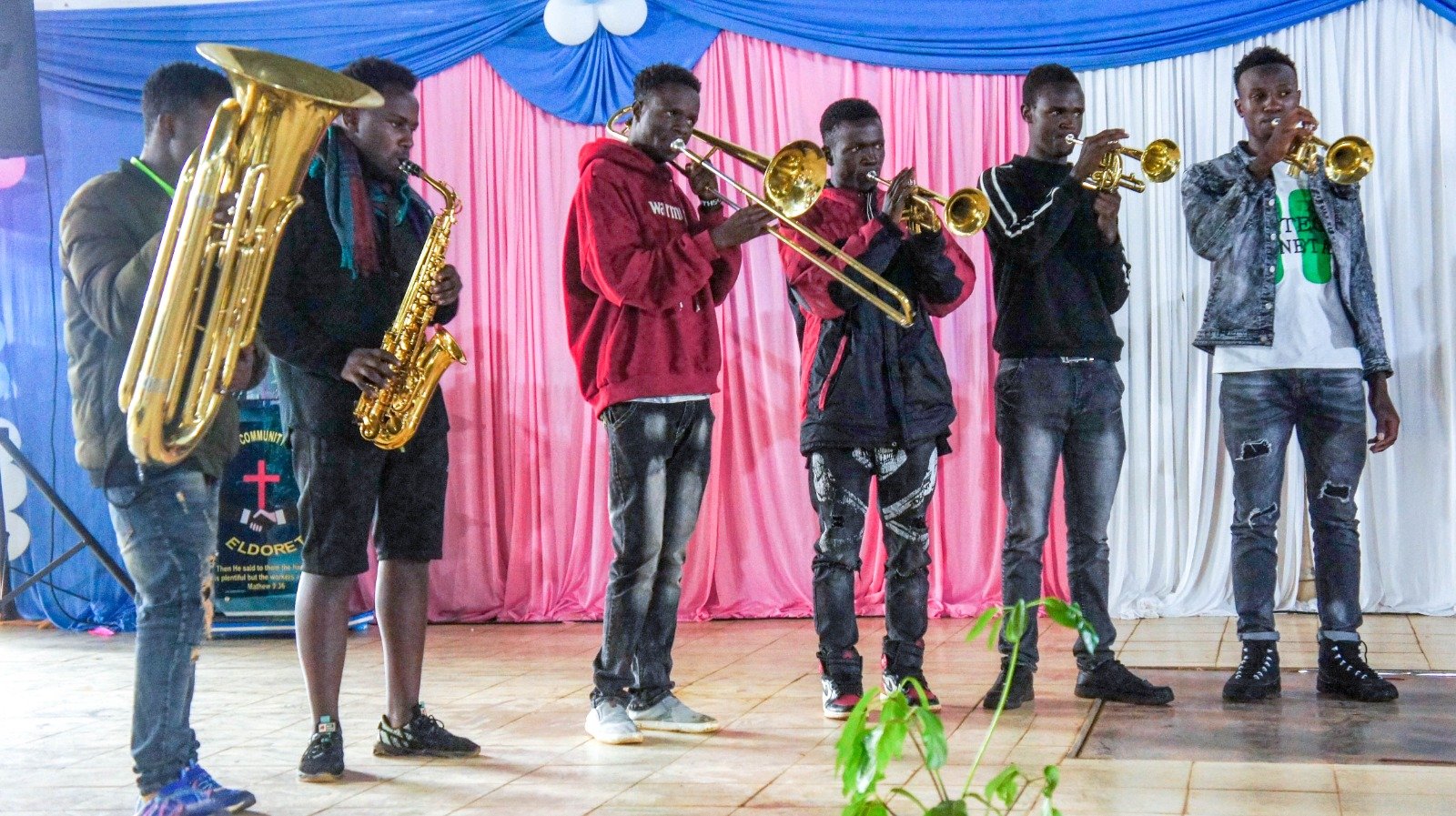 Joyful community worship